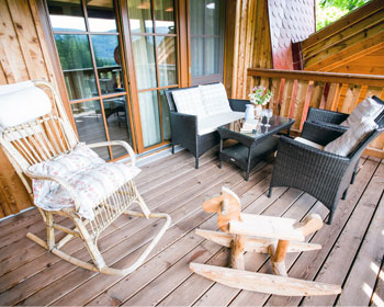 Terrasse der Ferienwohnung Schneealm